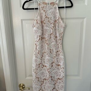 Lulus white floral body con dress XS